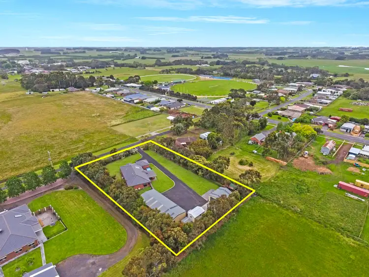 Second view of Homely house listing, 5 Elizabeth Street, Allansford VIC 3277