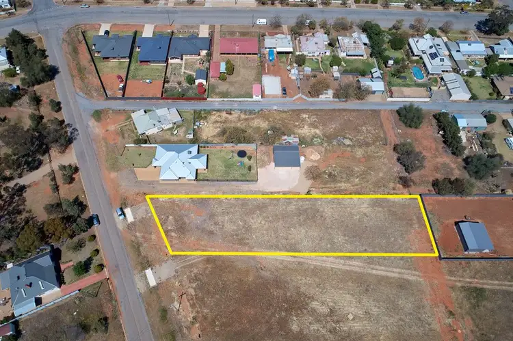 114 Wallace Street, Coolamon NSW 2701