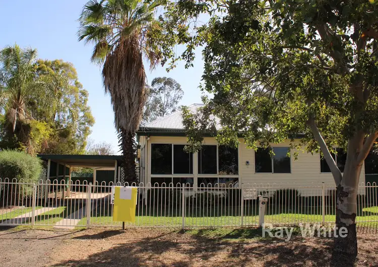 14 Besley Street, Dalby QLD 4405