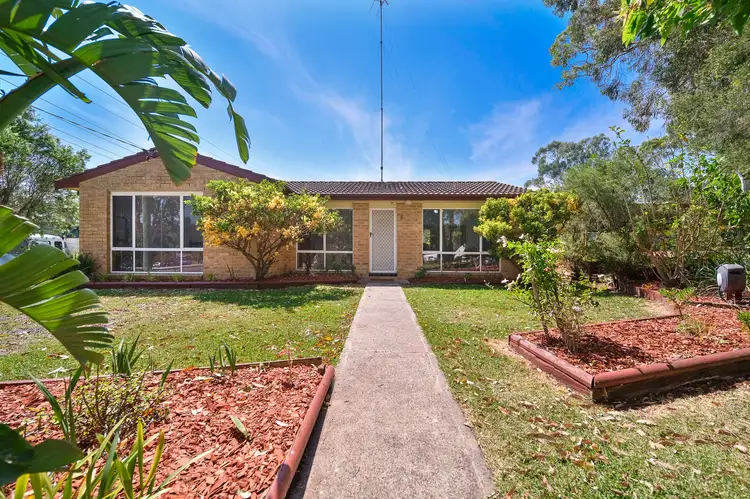 8 Wingfield Street, Windermere Park NSW 2264