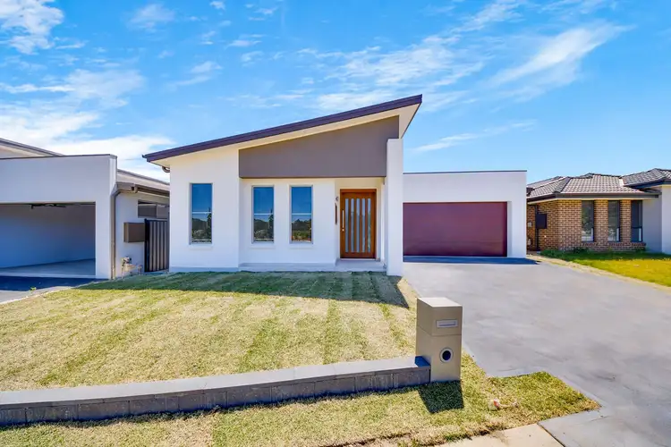 163 Springs Road, Spring Farm NSW 2570