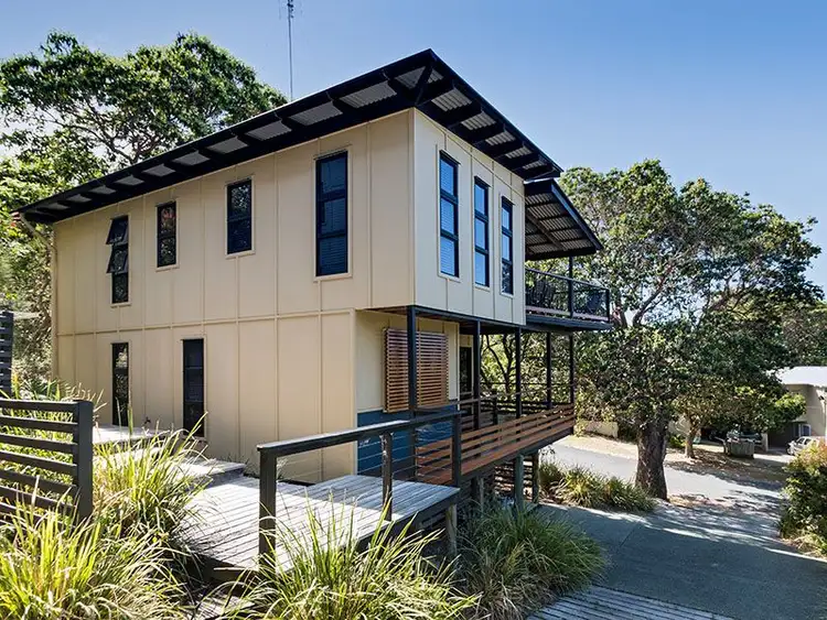 Second view of Homely house listing, 1/42 Booran Street, Point Lookout QLD 4183