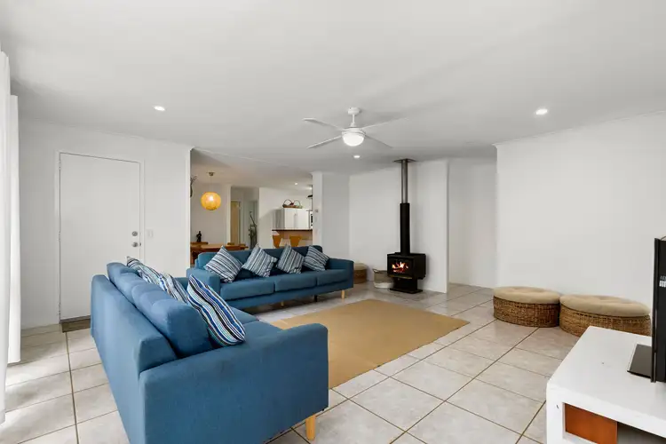 115 Dickson Way, Point Lookout QLD 4183