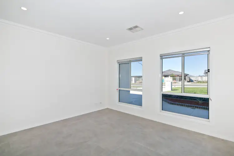 Third view of Homely house listing, 5 Voyager Avenue, Goulburn NSW 2580
