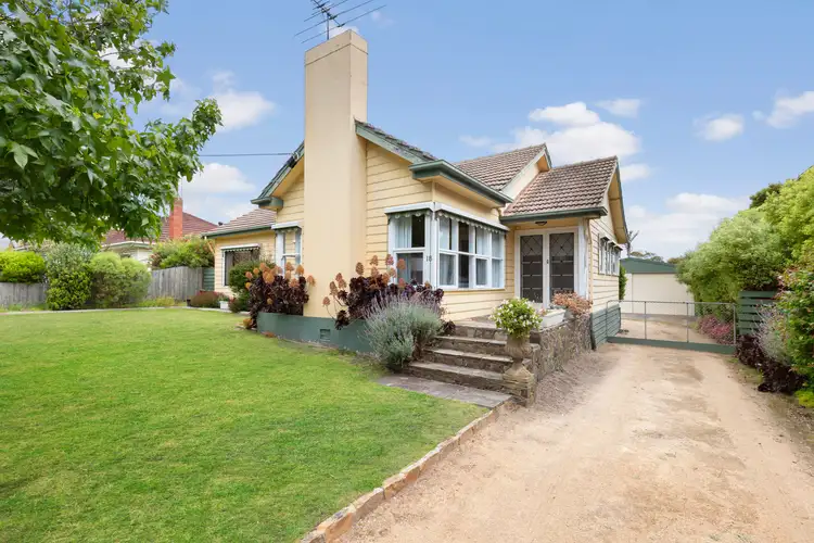 18 Venice Street, Mornington VIC 3931