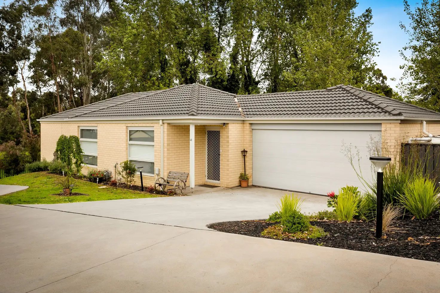Main view of Homely unit listing, 40 Parkhead Circuit, Warragul VIC 3820