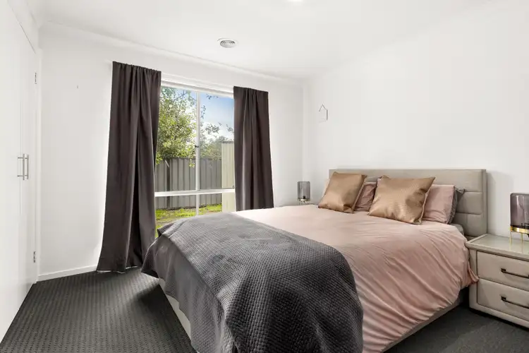 Fourth view of Homely unit listing, 40 Parkhead Circuit, Warragul VIC 3820
