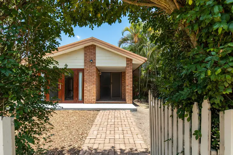 14 Thornburgh Street, Oxley QLD 4075