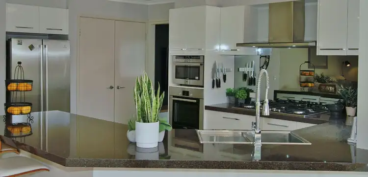 Fifth view of Homely house listing, 6 Fairy Dell Court, Heathcote VIC 3523