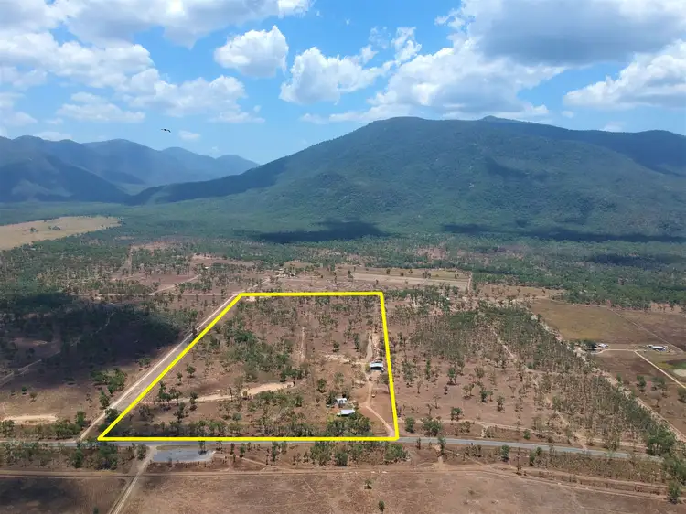 2202 Woodstock Giru Road, Majors Creek QLD 4816