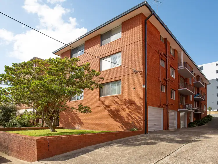 9/3 Western Crescent, Gladesville NSW 2111