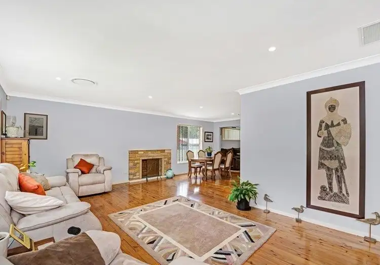 Fifth view of Homely house listing, 207 Lakedge Avenue, Berkeley Vale NSW 2261
