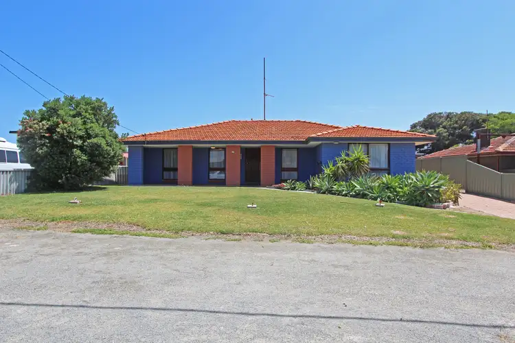 7 Tahiti Place, Jurien Bay WA 6516