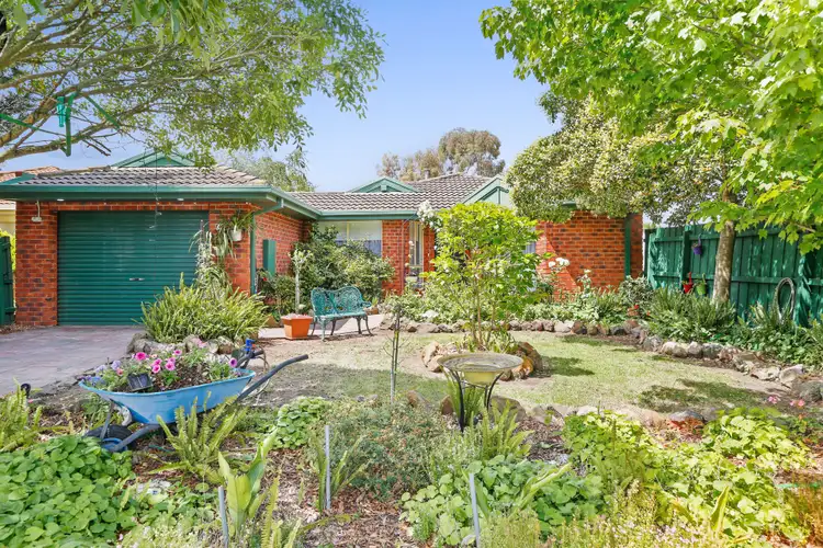 4 Bignell Court, Roxburgh Park VIC 3064