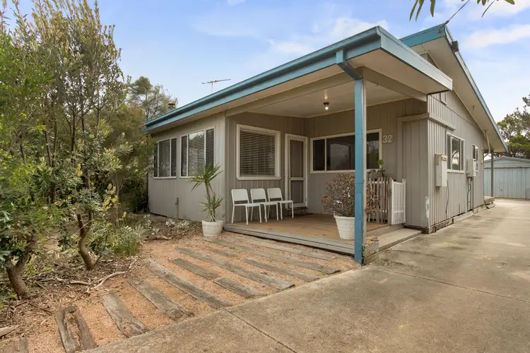 32 Sunderland Bay Road, Sunderland Bay VIC 3922
