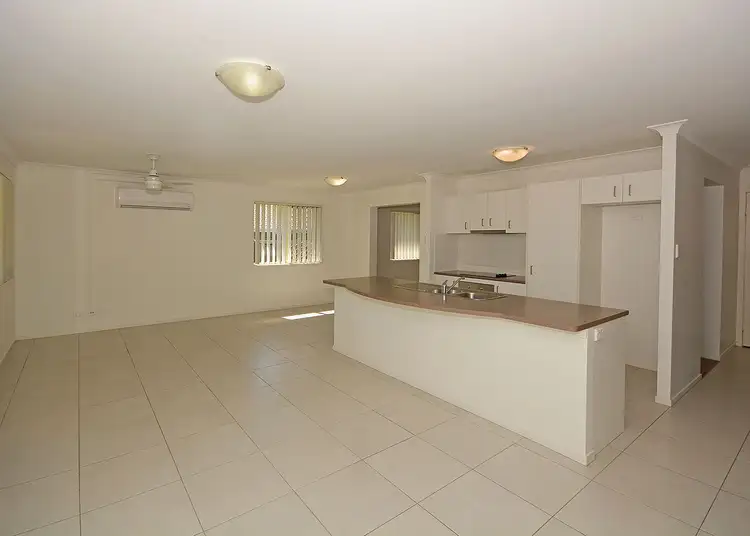 Second view of Homely house listing, 5 Peat Court, Nikenbah QLD 4655