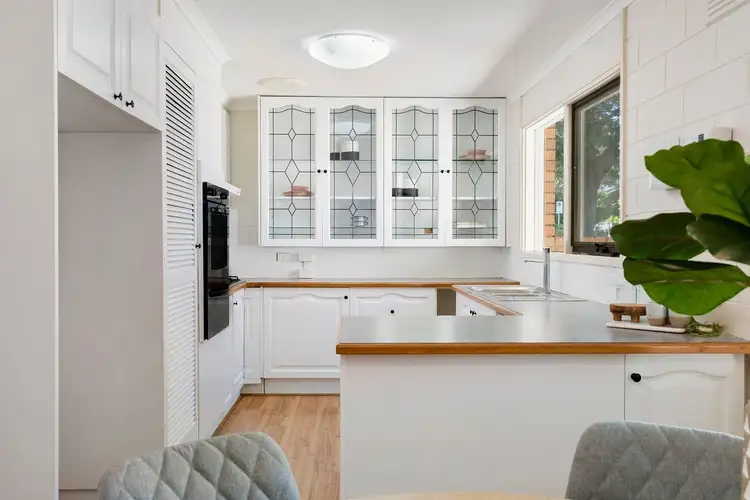 Fifth view of Homely house listing, 10b Glazebury Court, Langwarrin VIC 3910