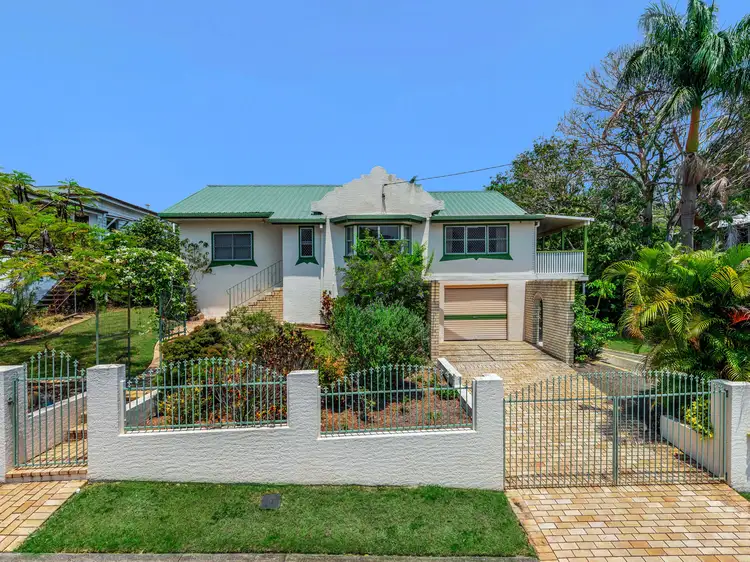 32 Lindsay Street, Ashgrove QLD 4060