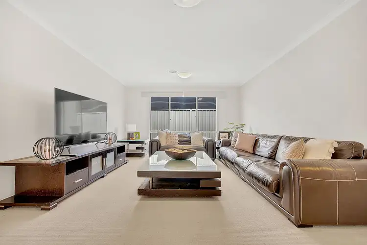 Fifth view of Homely house listing, 9 Tusmore Rise, Craigieburn VIC 3064