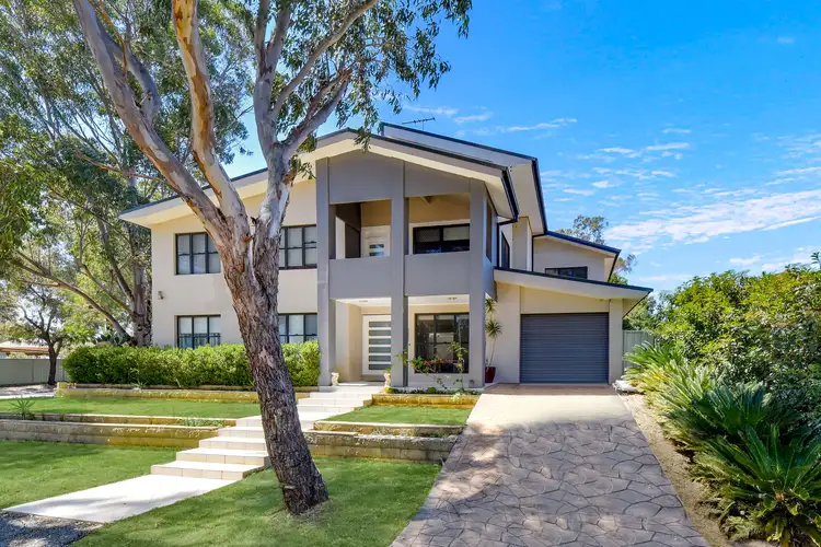 25 Dunbar Place, Mount Annan NSW 2567