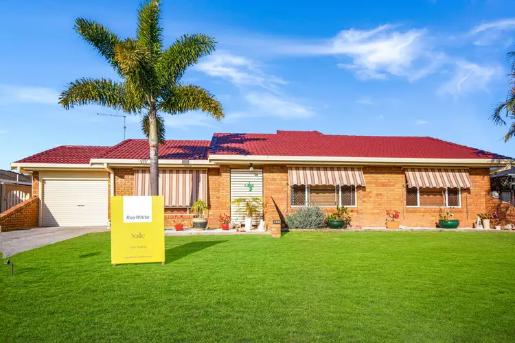 10 Osprey Drive, Yamba NSW 2464