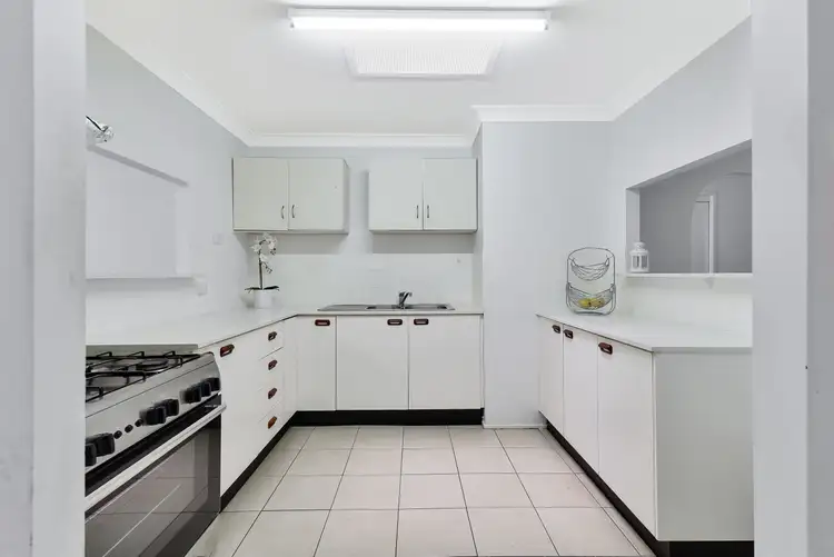 Fifth view of Homely villa listing, 14/35 Bougainville Avenue, Glenfield NSW 2167
