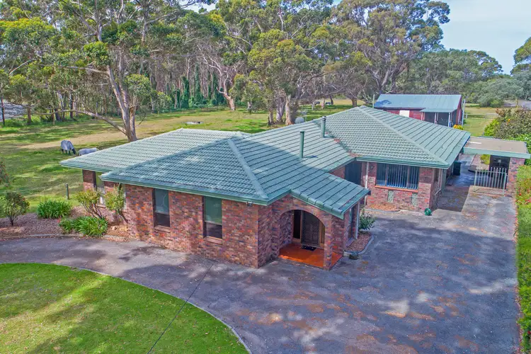 17 Symers Street, Little Grove WA 6330