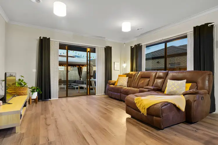 Sixth view of Homely house listing, 41 Treeve Parkway, Werribee VIC 3030