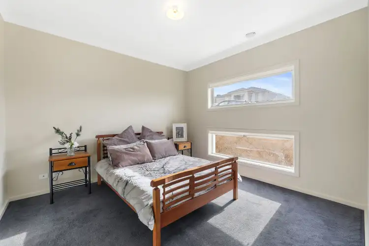 Fifth view of Homely house listing, 5 Appleporch Way, Drouin VIC 3818