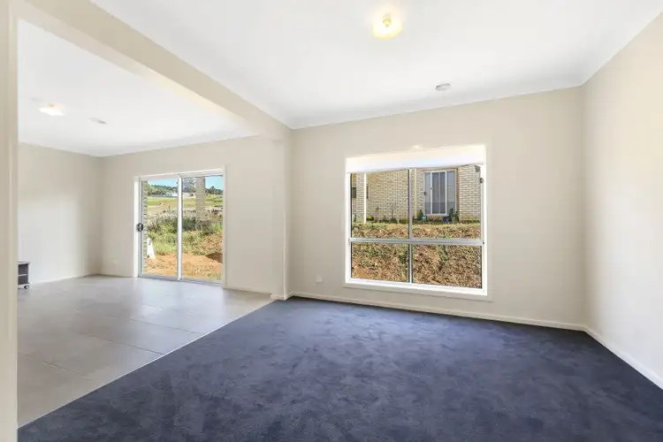 Sixth view of Homely house listing, 5 Appleporch Way, Drouin VIC 3818