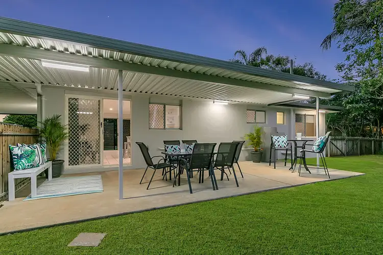 206 Bloomfield Street, Cleveland QLD 4163