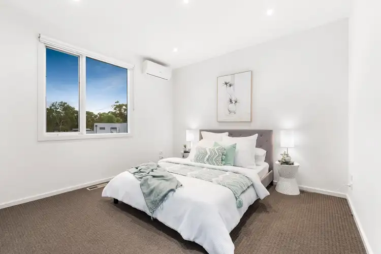 Sixth view of Homely house listing, 11 River Gum Close, Diamond Creek VIC 3089