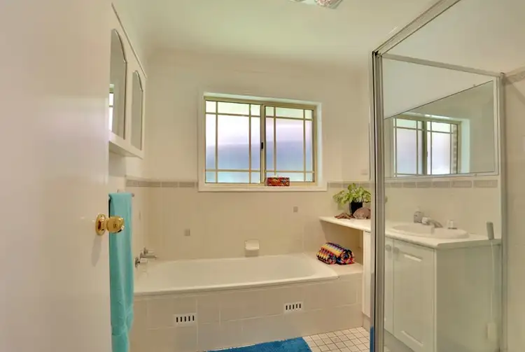 Seventh view of Homely villa listing, 2/1 Robert Place, Bateau Bay NSW 2261