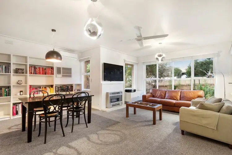 1/142 Ferntree Gully Road, Oakleigh East VIC 3166