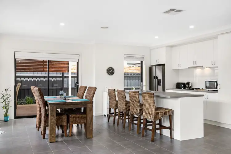 Fifth view of Homely house listing, 44 Lily Way, Skye VIC 3977