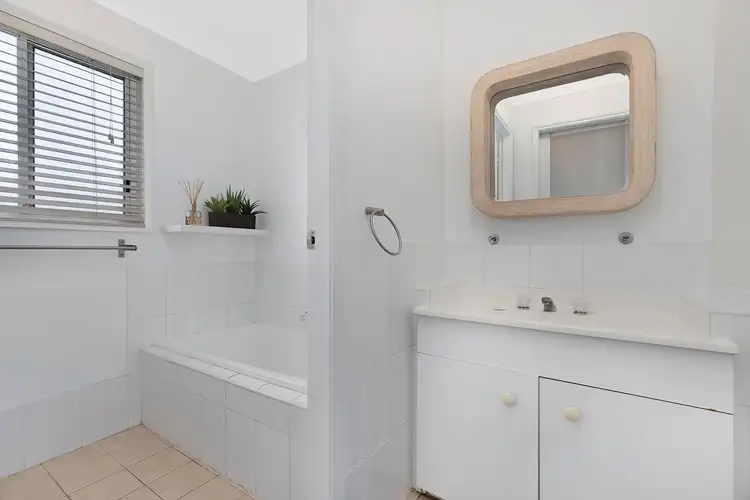 Fifth view of Homely house listing, 114 Kerry Crescent, Berkeley Vale NSW 2261