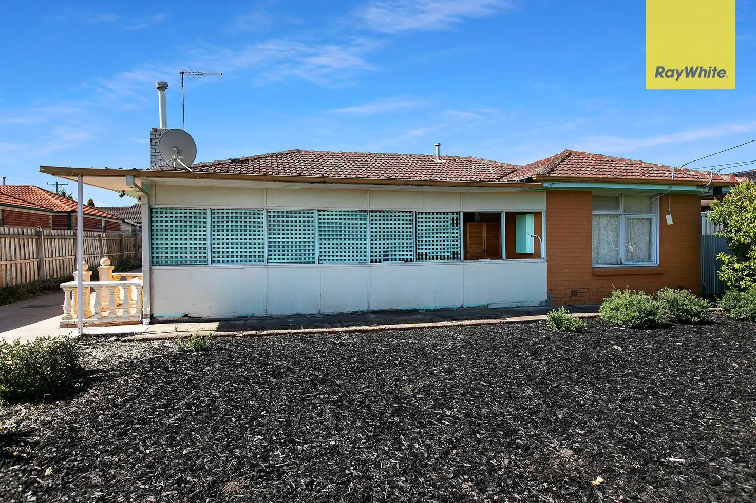 Main view of Homely unit listing, 1/110 William Street, St Albans VIC 3021