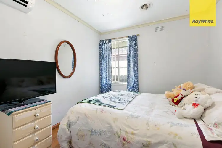 Fifth view of Homely unit listing, 1/110 William Street, St Albans VIC 3021