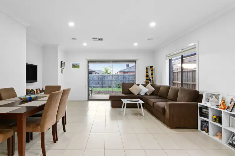 Third view of Homely house listing, 3 Pipit Close, Pakenham VIC 3810