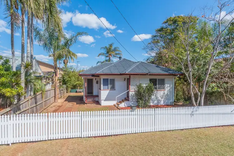 13 Baldwin Street, Redcliffe QLD 4020