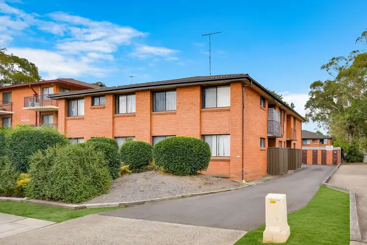 2/13 Preston Street, Jamisontown NSW 2750