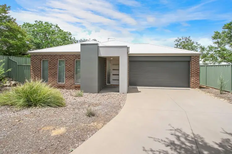 530 Nagle Road, Lavington NSW 2641