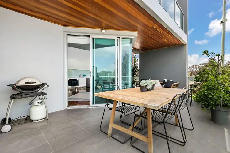 Sixth view of Homely apartment listing, 6/25 Nepean Highway, Aspendale VIC 3195
