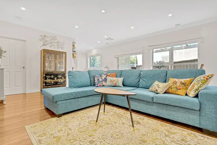 Sixth view of Homely house listing, 2/9 Harricks Crescent, Attwood VIC 3049