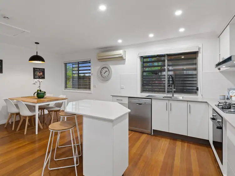Second view of Homely house listing, 20 McIlwraith Avenue, Balmoral QLD 4171