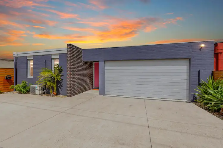 74 Hayes Avenue, Rosebud VIC 3939