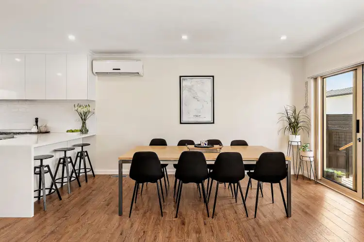 Fourth view of Homely townhouse listing, 2/6 Adrienne Crescent, Mount Waverley VIC 3149