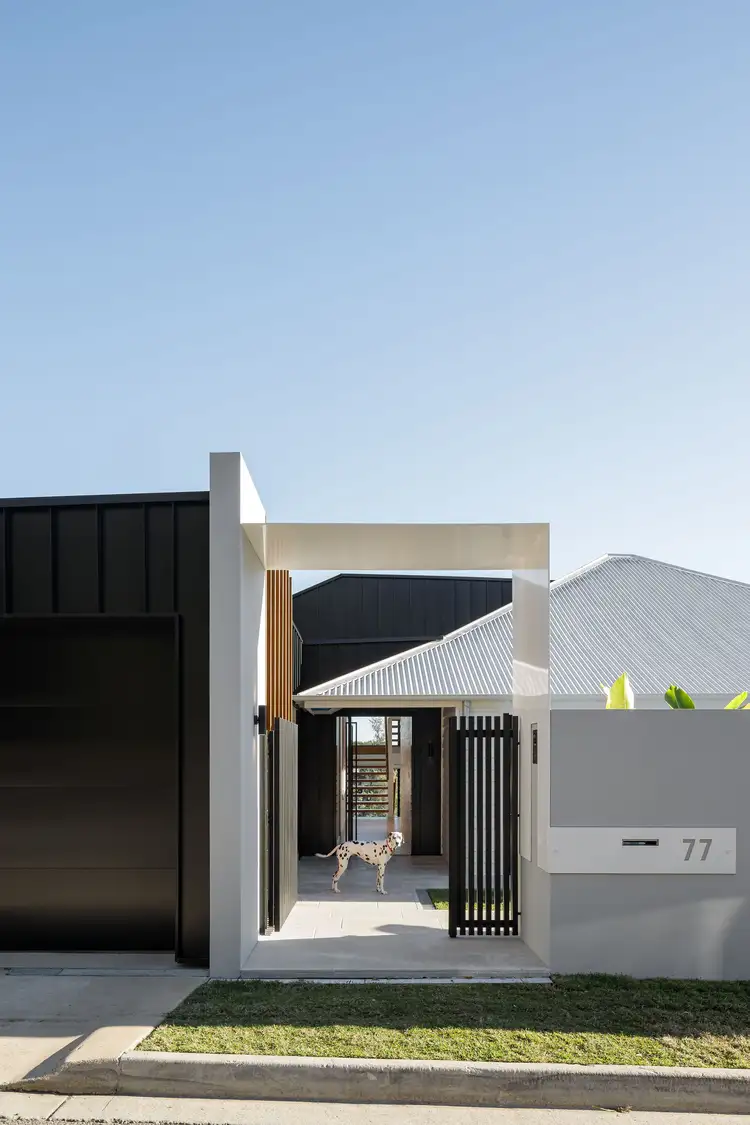 77 Tooth Avenue, Paddington QLD 4064