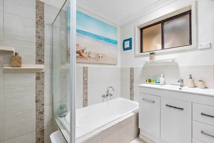 Fifth view of Homely house listing, 16 Fulmar Close, Mount Hutton NSW 2290