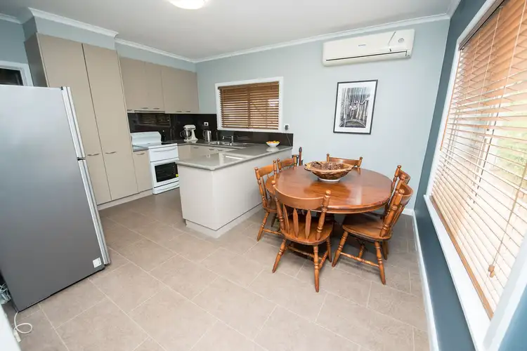 Fourth view of Homely house listing, 8 Ferguson Court, Swan Hill VIC 3585